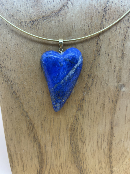 Ultramarin „waving heart“